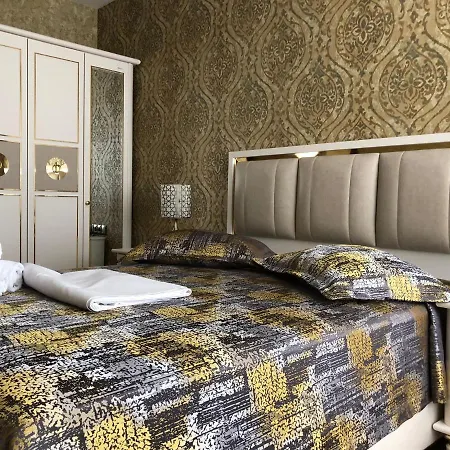 My Palace First Class Hotel *
